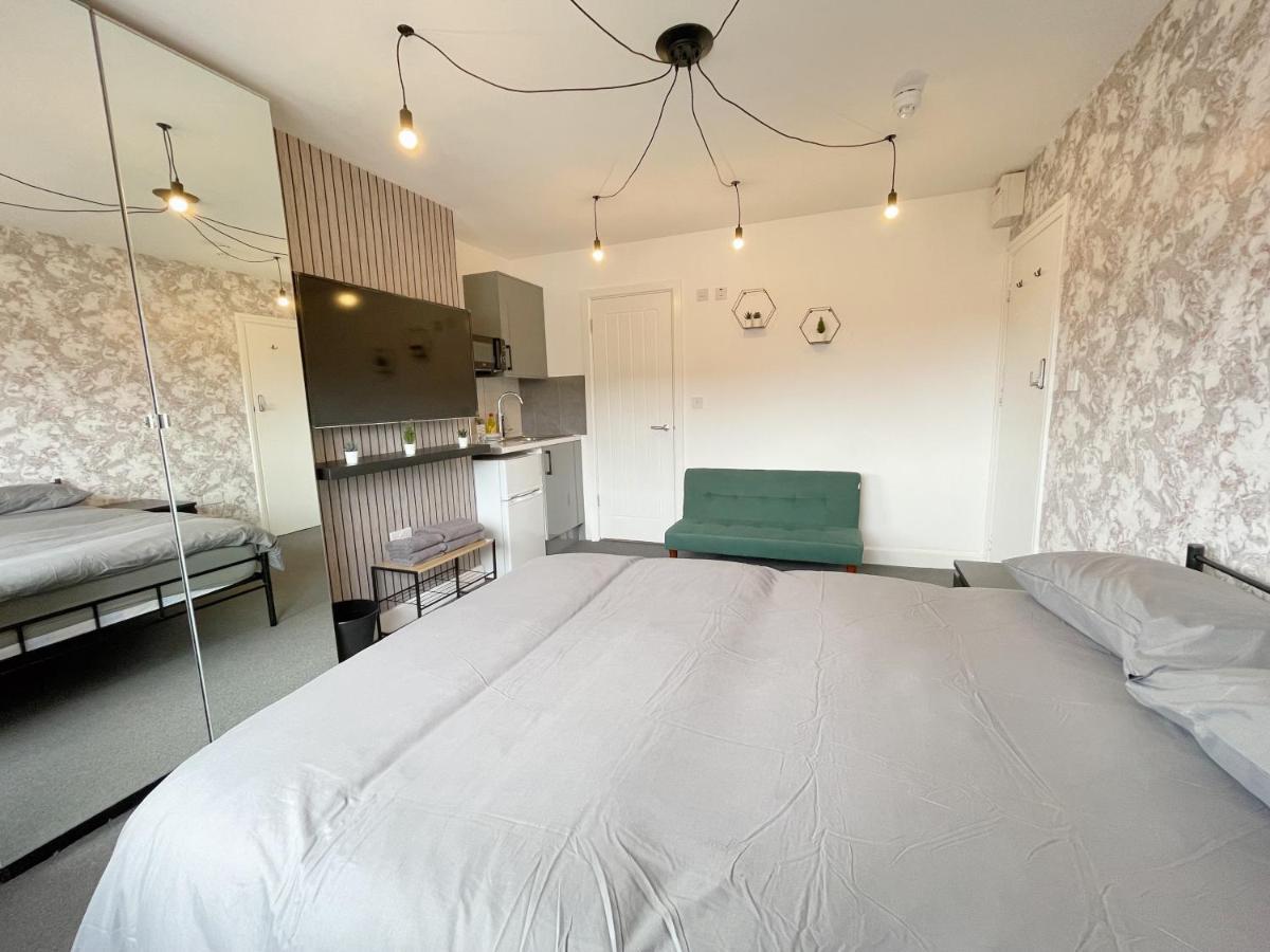 Cosy Bright Studio Apartment Close To Wembley Stadium Londýn Exteriér fotografie